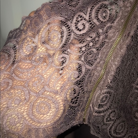 Dress - Picture 3 of 3